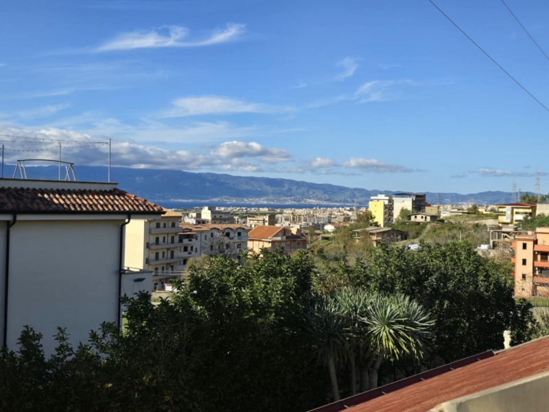Villa Di Pregio Unifamiliare 344 mq con 1000 mq di Giardino