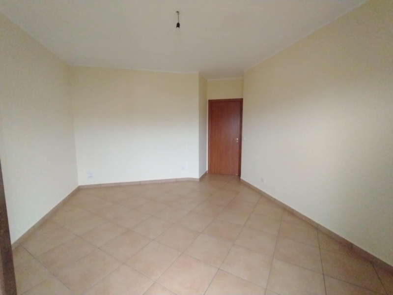 Ampio Appartamento Panoramico + Posto Auto Modena 160 Mq