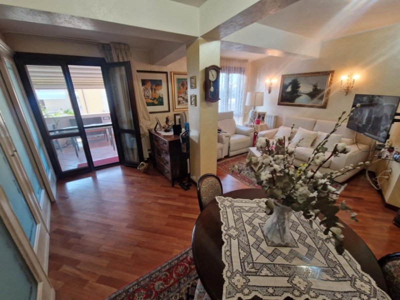 Prestigioso Appartamento + Terrazzo Corso Garibaldi