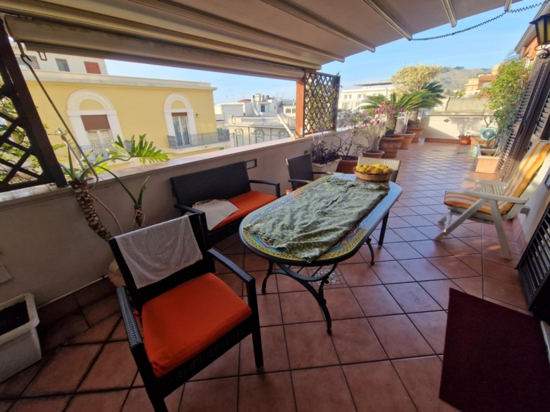 Prestigioso Appartamento + Terrazzo Corso Garibaldi