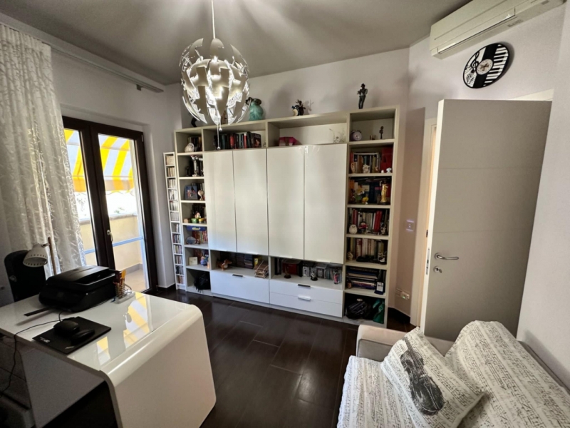 Splendido Attico Vista Mare + Lastrico + Garage Pentimele