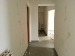 Ufficio 200 Mq Con Ampia Corte di 100 Mq e Area Parcheggio Arangea 200 Mq