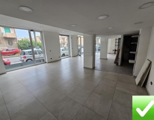 Locale Commerciale 5 Vetrine Viale Aldo Moro