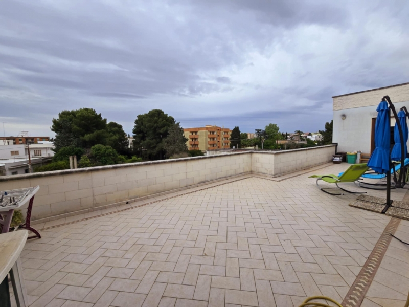 Attico di Nuova Costruzione + Terrazzo + 2 Garage + Posto Auto Mesagne