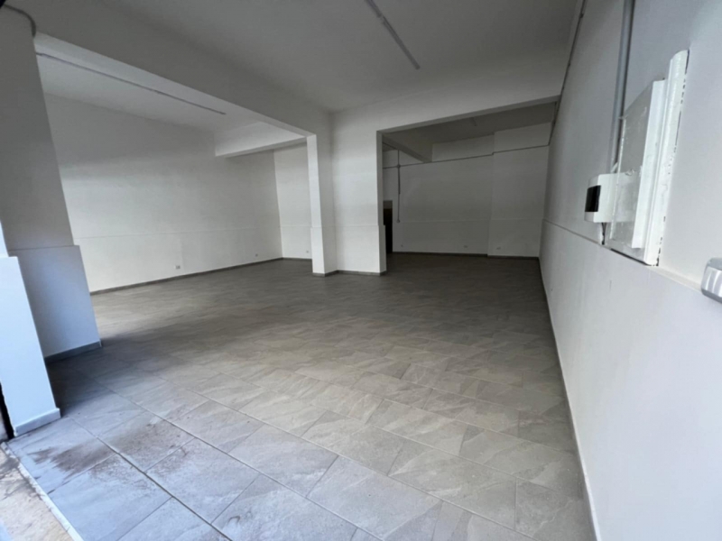 Locale Commerciale C1 Sbarre Inferiori 100 Mq