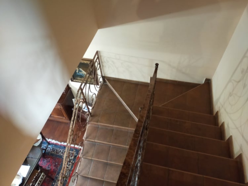 Villa Recente Costruzione Tre Livelli Con Giardino