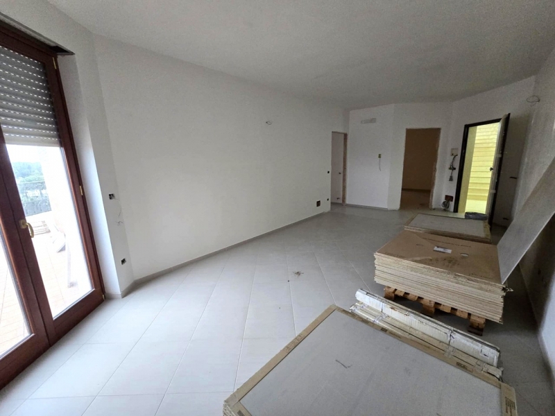 Elegante Luminoso Appartamento Di Nuova Costruzione San Vito Dei Normanni