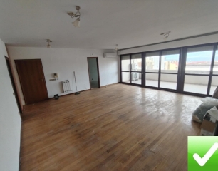 Appartamento Ristrutturato + Garage + Posti Auto Reggio Campi