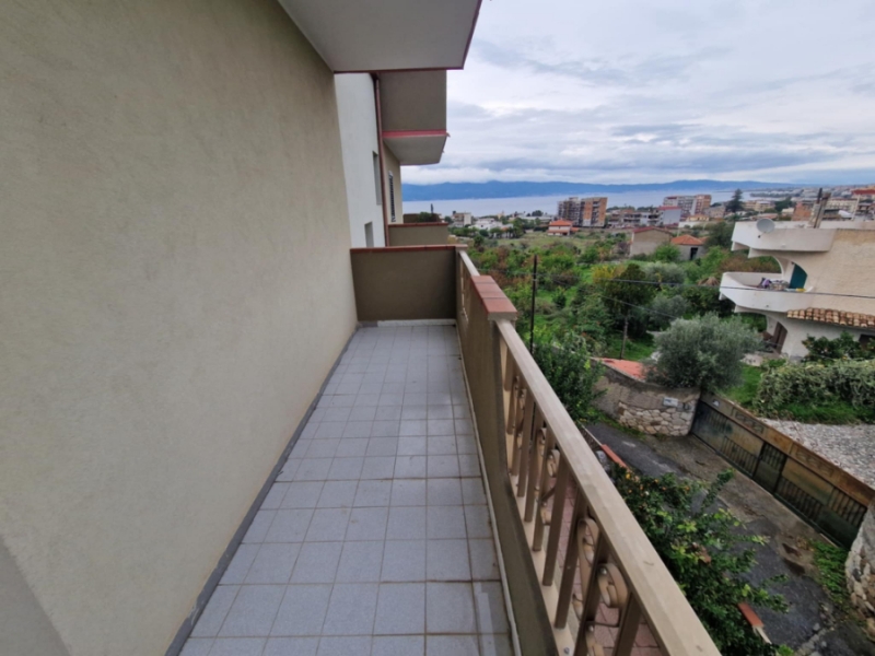 Appartamento Ristrutturato Arredato Panoramico + Posto Auto Pellaro 145 Mq