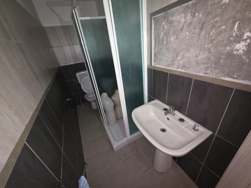 Locale Commerciale C1 Ristrutturato Catona 70 Mq