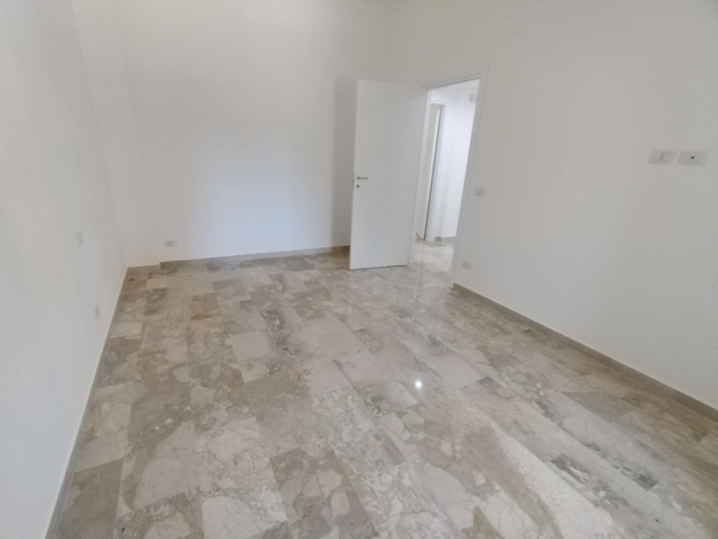 Appartamento Luminoso Ristrutturato Con Cantina Via Cantaffio 100 Mq