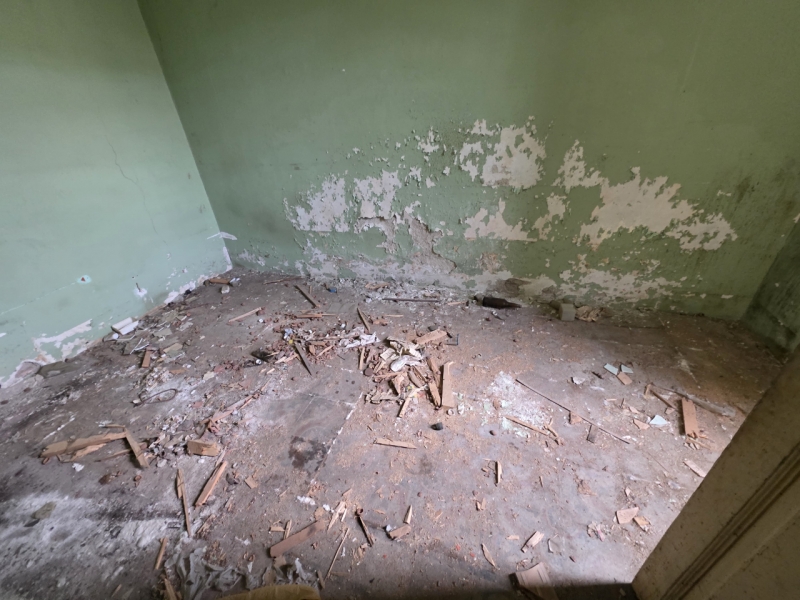 Rudere 3 Livelli Da Ristruturare 288 Mq + Giardino 60 Mq Gallico Superiore