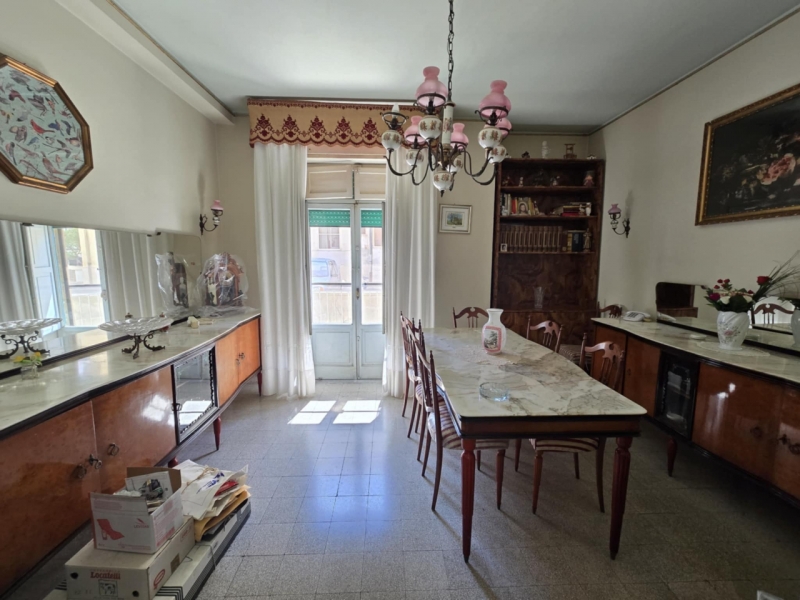 Appartamento Da Ristrutturare + Posto Auto + Garage + Uso Giardino Pressi Nazionale Villa San Giovanni