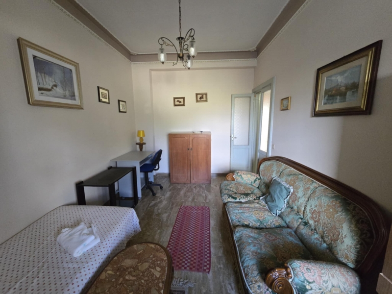 Appartamento Da Ristrutturare + Posto Auto + Garage + Uso Giardino Pressi Nazionale Villa San Giovanni