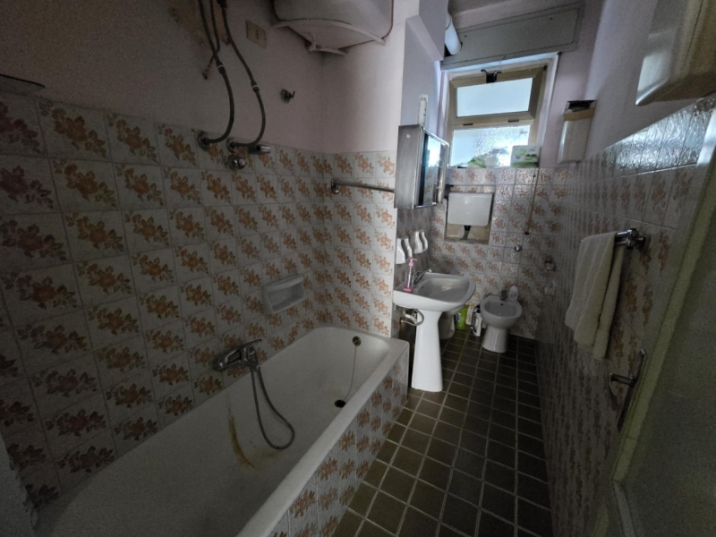 Appartamento Da Ristrutturare + Posto Auto + Garage + Uso Giardino Pressi Nazionale Villa San Giovanni