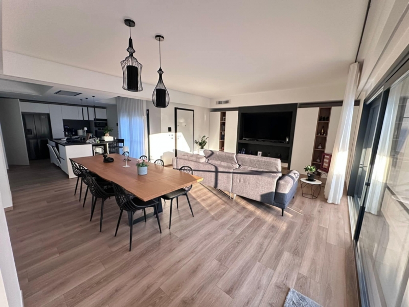VIilla Indipendente Panoramica Con Piscina Design Iconico Mortara