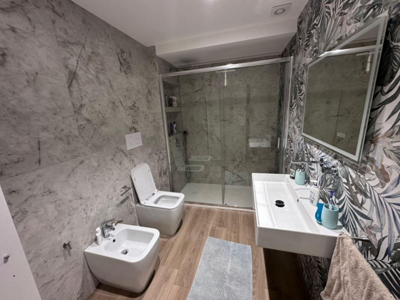 VIilla Indipendente Panoramica Con Piscina Design Iconico Mortara