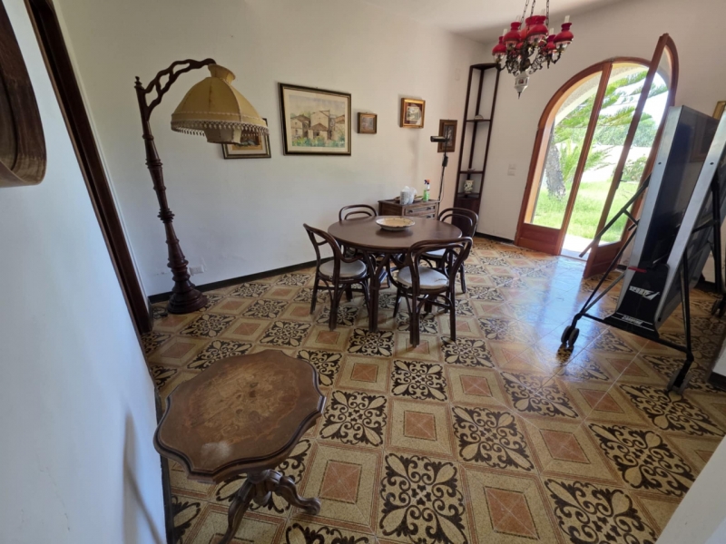 Villa Indipendente Con Giardino Saline