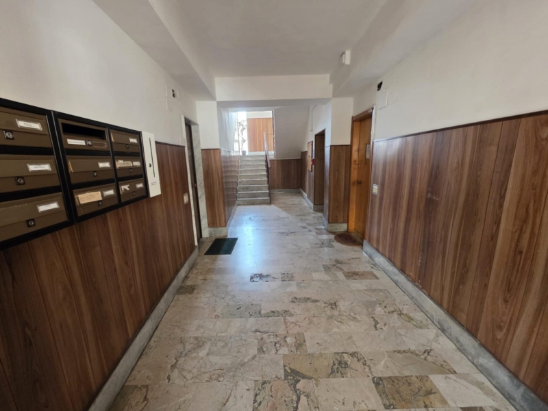 Appartamento Ristrutturato Arredato Serpentone 67 Mq