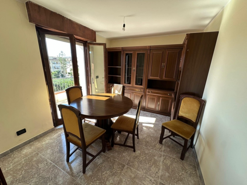 Appartamento 112 Mq + Ampio Terrazzo 120 Mq Melito Di Porto Salvo 