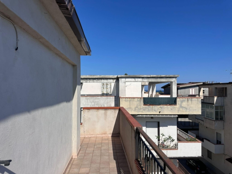 Appartamento 112 Mq + Ampio Terrazzo 120 Mq Melito Di Porto Salvo 