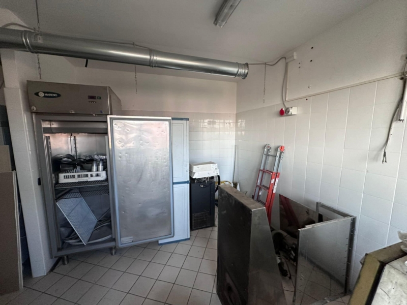 Locale Commerciale C1 Spirito Santo 105 Mq
