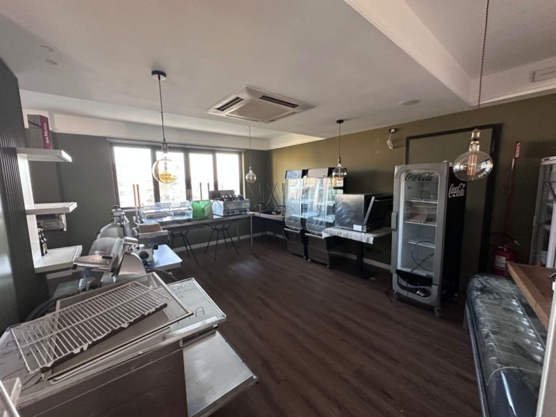 Locale Commerciale C1 Spirito Santo 105 Mq