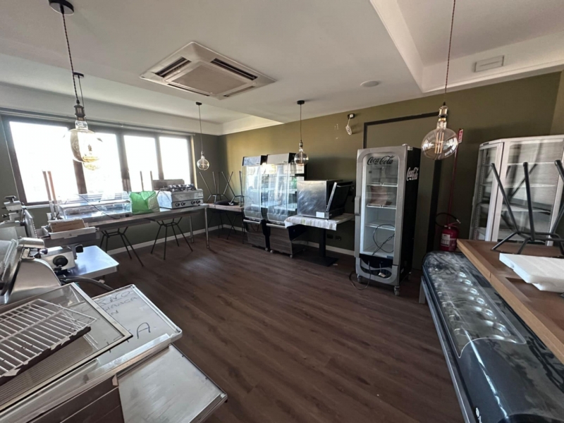Locale Commerciale C1 Spirito Santo 105 Mq