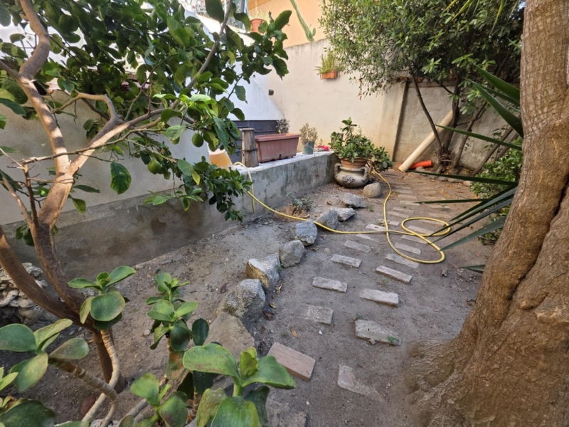 Casa Indipendente Su Due Livelli 140 Mq Con Giardino 100 Mq Catona