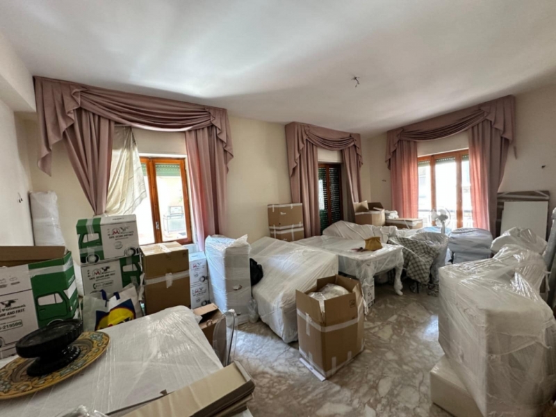 Ampio Appartamento Con Garage e Posto Auto Via Pio XI 180 Mq