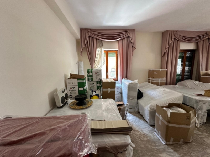 Ampio Appartamento Con Garage e Posto Auto Via Pio XI 180 Mq