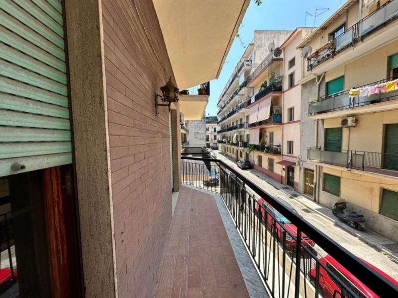 Ampio Appartamento Con Garage e Posto Auto Via Pio XI 180 Mq