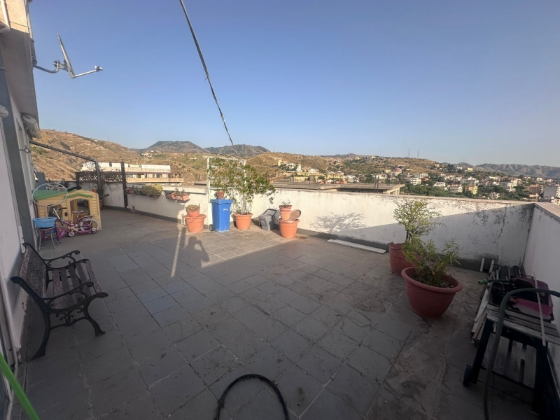 Ampio Attico 180 Mq Con Terrazzo Panoramico Vista Mare 250 Mq Contrada Maldariti