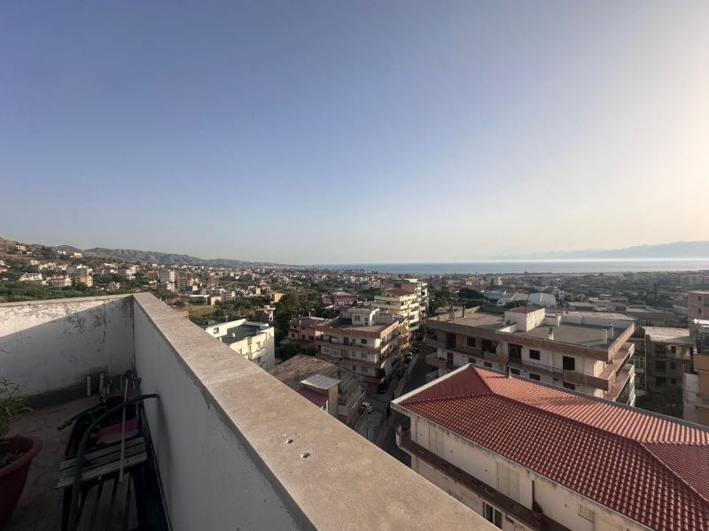 Ampio Attico 180 Mq Con Terrazzo Panoramico Vista Mare 250 Mq Contrada Maldariti