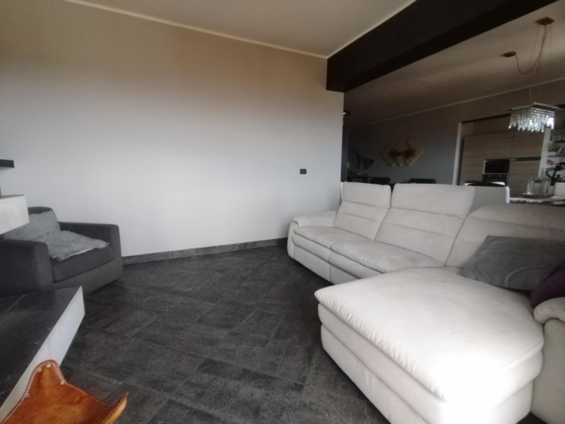 Appartamento Ristrutturato Arredato Panoramico Via Vallone Mariannazzo 160 Mq