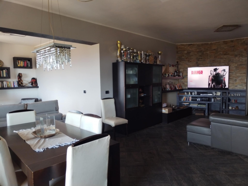 Appartamento Ristrutturato Arredato Panoramico Via Vallone Mariannazzo 160 Mq