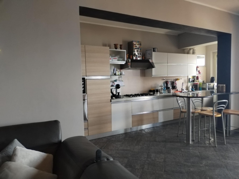 Appartamento Ristrutturato Arredato Panoramico Via Vallone Mariannazzo 160 Mq