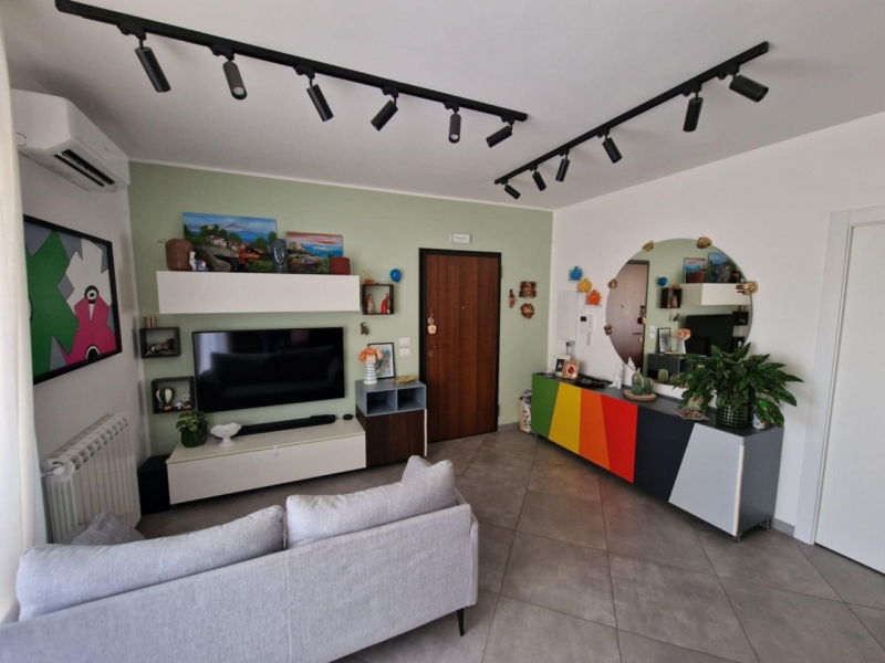 Appartamento Panoramico Con Posto Auto Pentimele/Archi 95 Mq