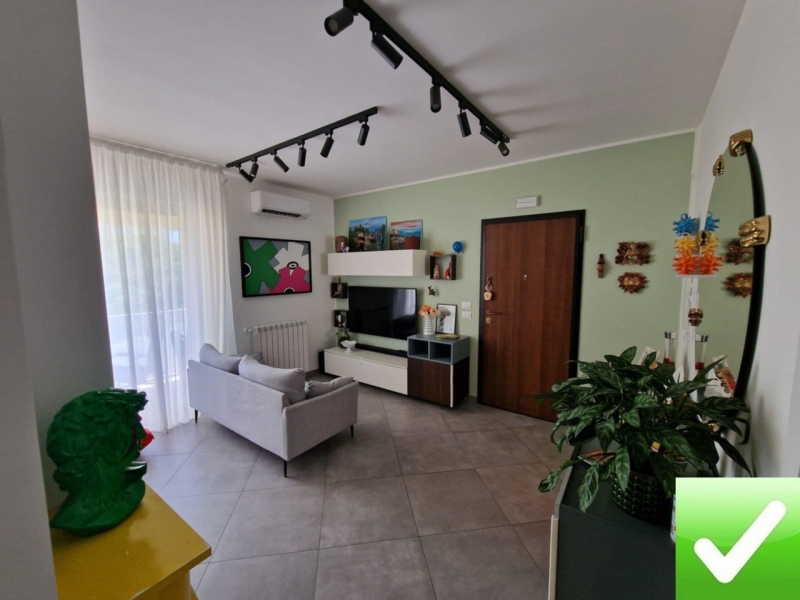 Appartamento Panoramico Con Posto Auto Pentimele/Archi 95 Mq