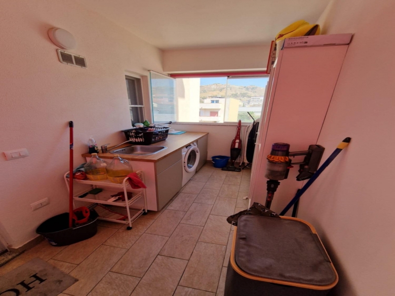 Appartamento Panoramico Con Posto Auto Pentimele/Archi 95 Mq