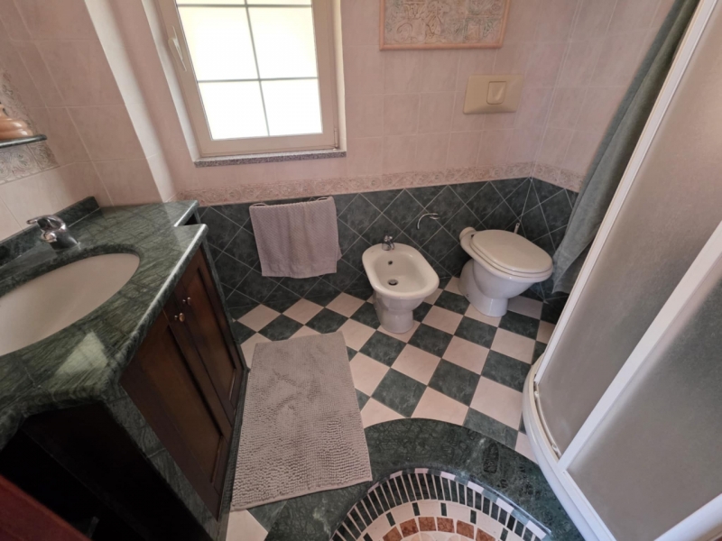 Attico Panoramico Arredato 65 Mq Con Ampio Terrazzo 120 Mq Archi Carmine 