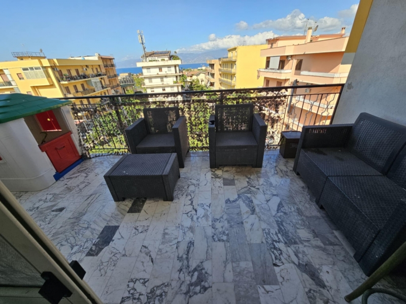 Appartamento Ristrutturato Arredato Ravagnese
