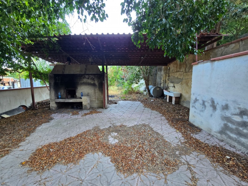 Villa Indipendente Da Ristrutturare 160 Mq Con Giardino 1000 Mq Prumo 