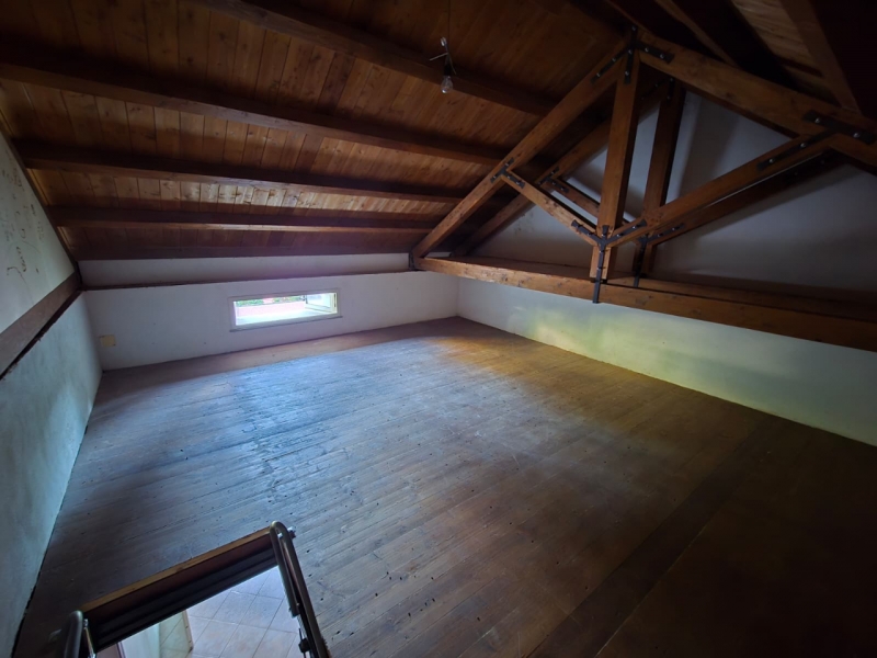 Villa Indipendente Da Ristrutturare 160 Mq Con Giardino 1000 Mq Prumo 
