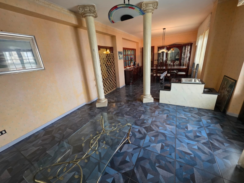 Ampio Appartamento + Giardino + Garage + Cantina Condofuri