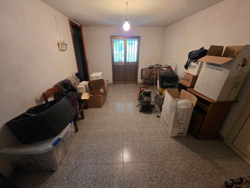 Ampio Appartamento + Giardino + Garage + Cantina Condofuri