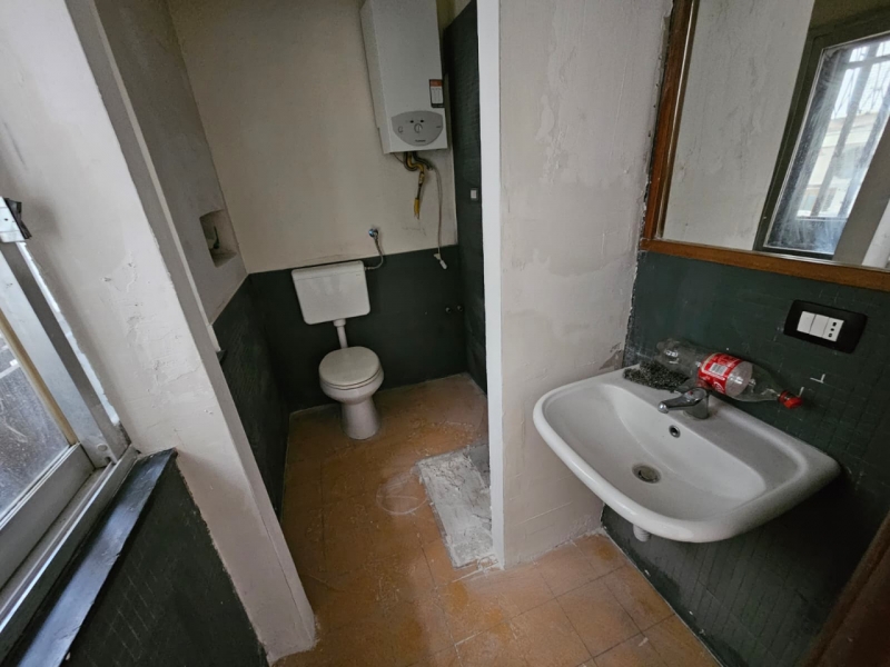 Locale Commerciale Ristrutturato Via Paolo Pellicano