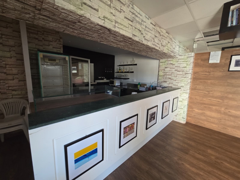 Locale commerciale C1 Con Corte Ravagnese