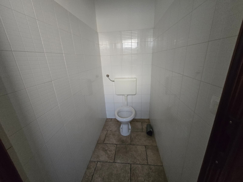 Locale commerciale C1 Con Corte Ravagnese