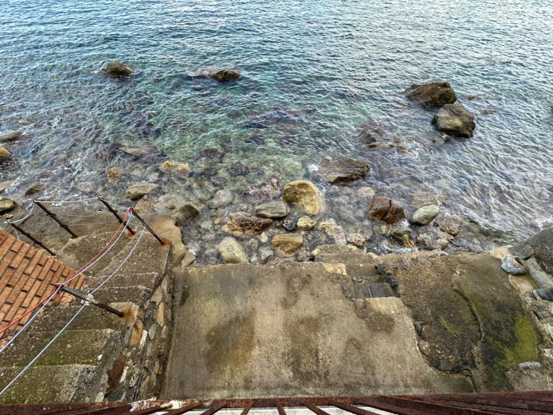 Casa Indipendente Fronte Mare Accesso Diretto Chianalea
